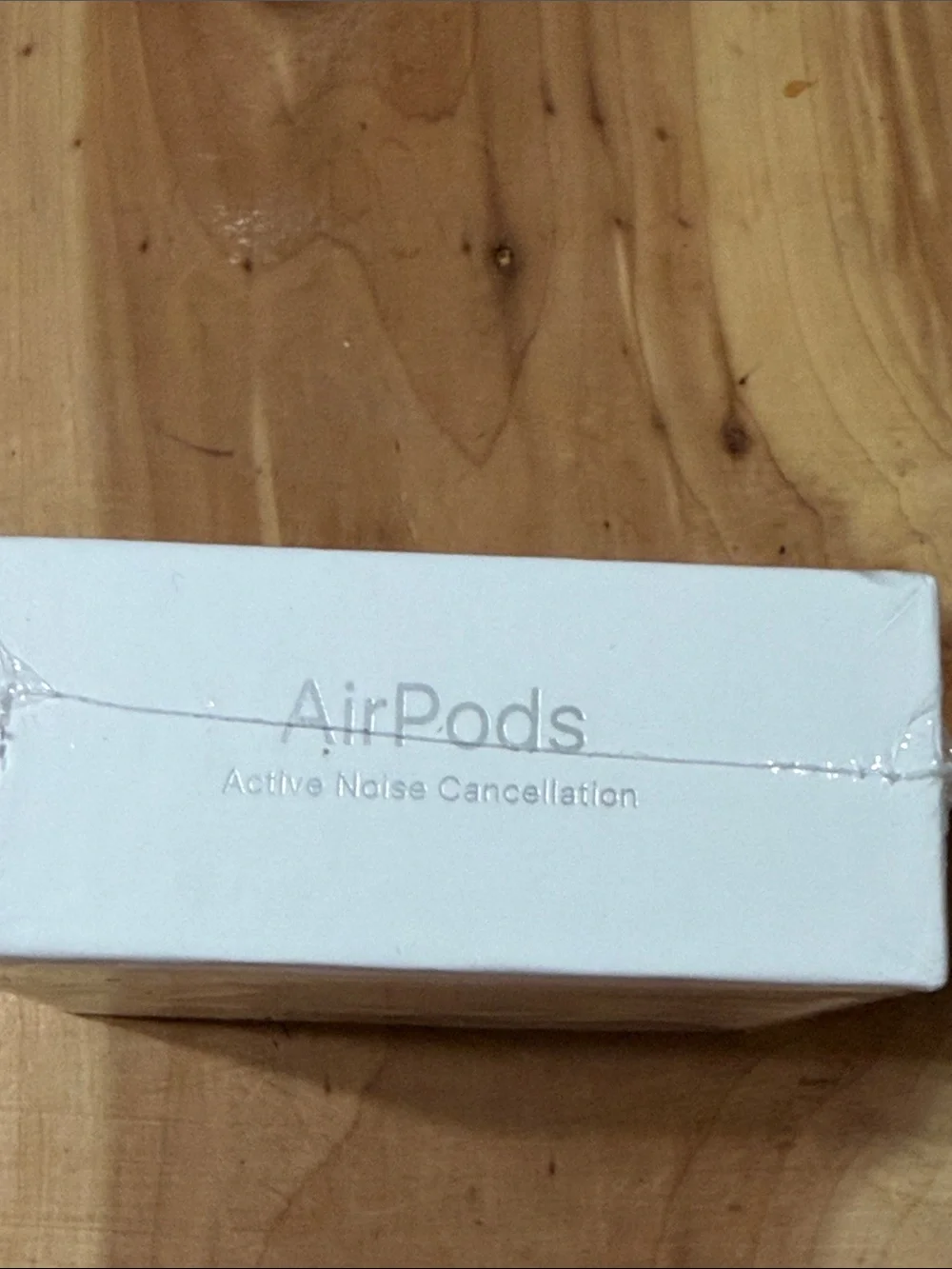 Apple White Wireless Earbuds with Charging Case